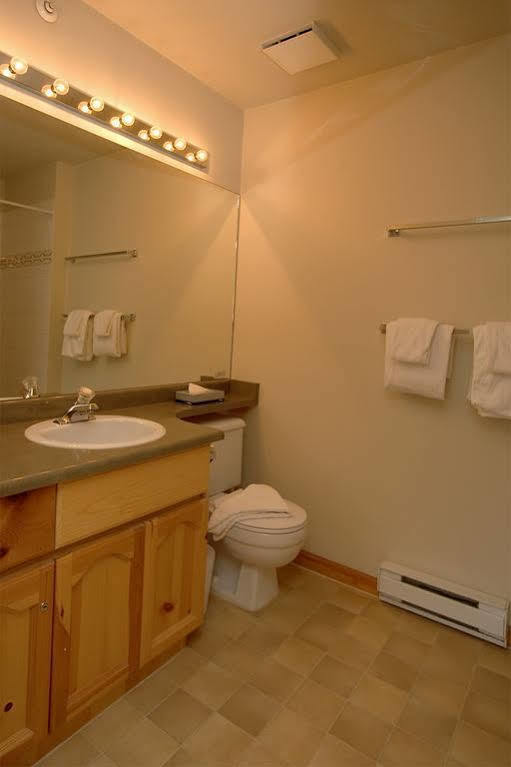 Westwind Properties At Valhalla Whistler Zewnętrze zdjęcie